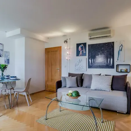 1 Sunny With Terrace By Michal&friends Apartment Prague
